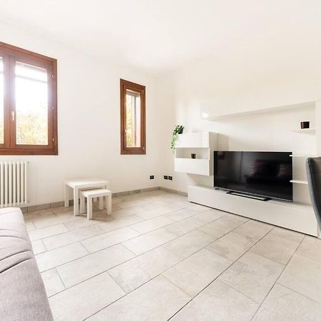 Appartamento Unico A Bologna Con 3 Camere E Parcheggio Gratuito Buitenkant foto