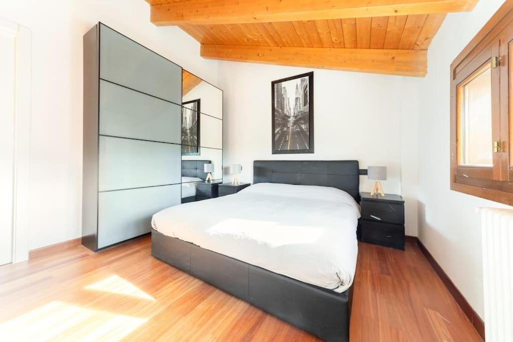 Appartamento Unico A Bologna Con 3 Camere E Parcheggio Gratuito Buitenkant foto