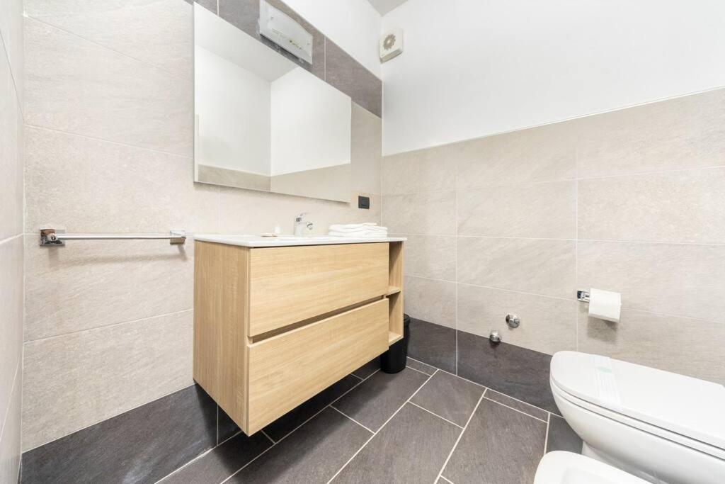 Appartamento Unico A Bologna Con 3 Camere E Parcheggio Gratuito Buitenkant foto